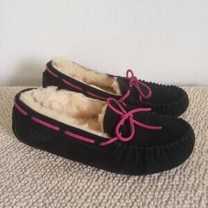 UGG Australia Driving Slippers Shearling Suede SZ 5 Moccasins Shoes Black Purple